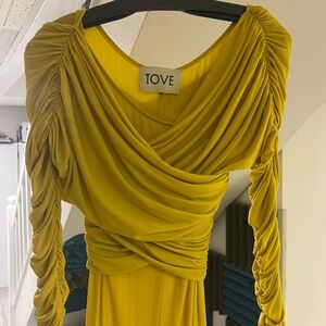 TOVE Long Sleeve Gown